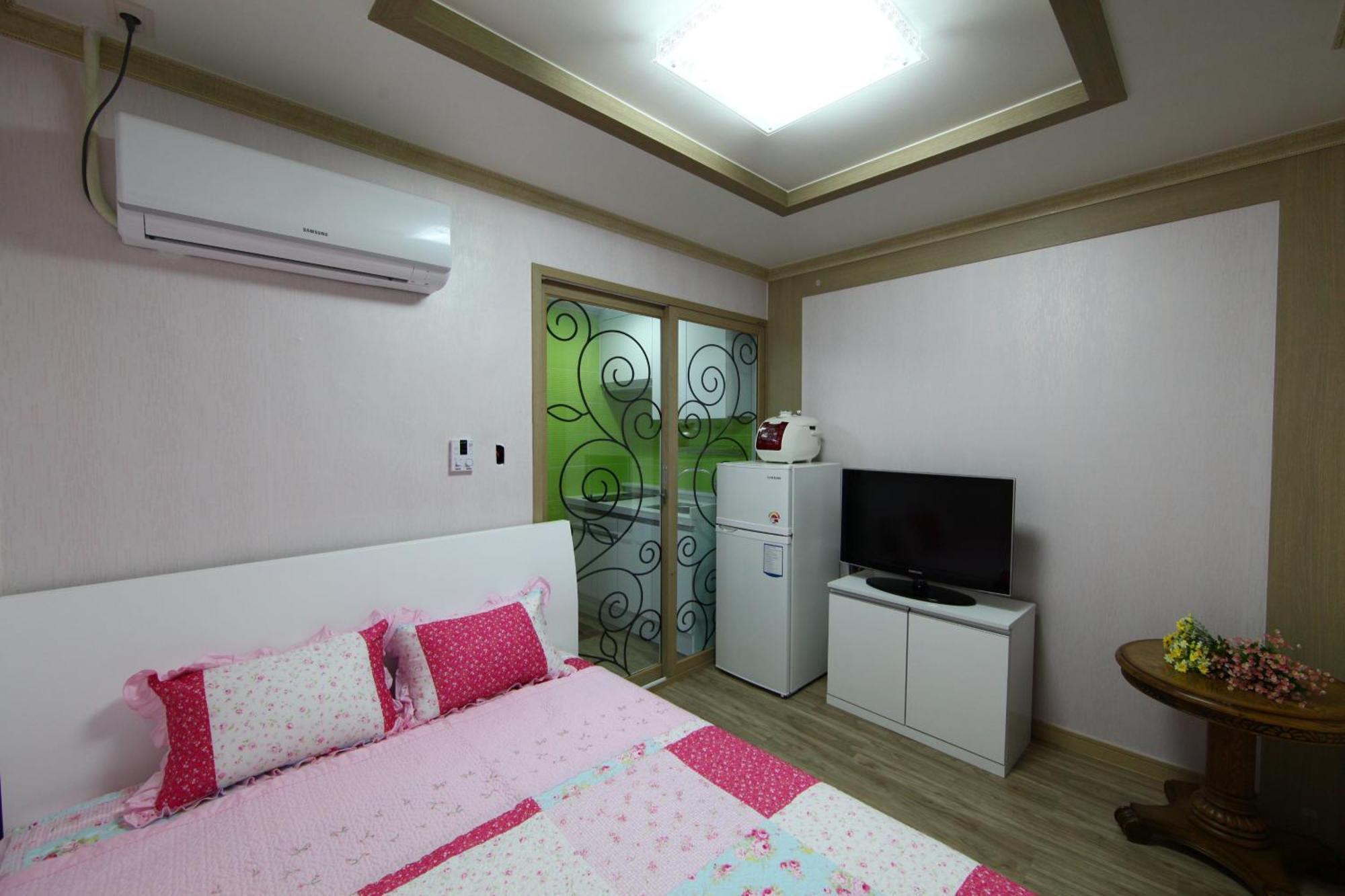 Boryeong Daecheon High Pension Room photo